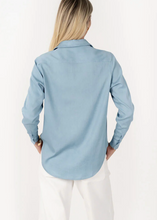 Load image into Gallery viewer, Humidity\The Chambray Shirt /Light Blue|Abbey Road