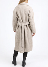Load image into Gallery viewer, Foxwood\Whistler Coat/Oatmeal|Abbey Road