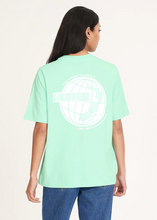 Load image into Gallery viewer, Relax Tee Worldwide Jelly | Abbey Road Kaikoura 