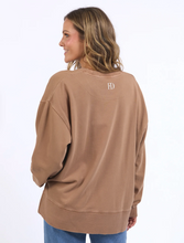 Load image into Gallery viewer, Effortless Crew - Toasted Coconut | Abbey Road Kaikoura