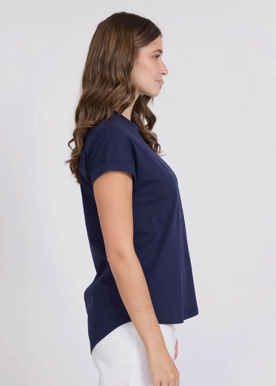 Soho Cuff Crew - Navy  | Abbey Road Kaikoura
