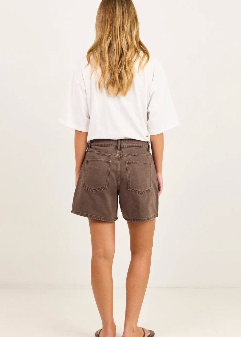 Significant Pocket Front Shorts - Mocha | Abbey Road Kaikoura