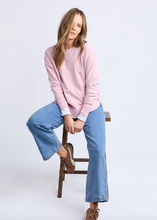 Load image into Gallery viewer, Simplified Crew Blossom | Abbey Road Kaikoura