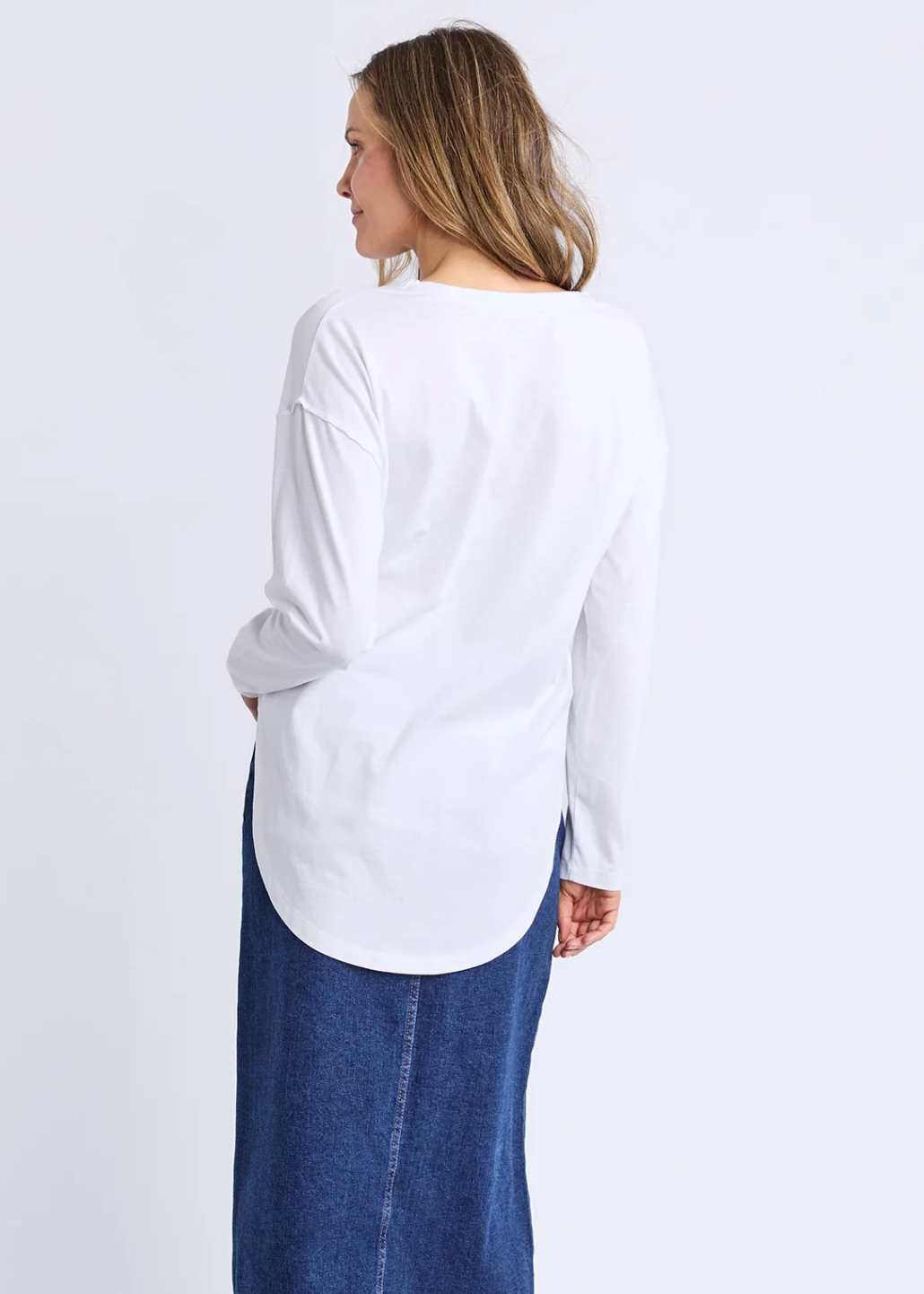 Standard Long Sleeve White  | Abbey Road Kaikoura