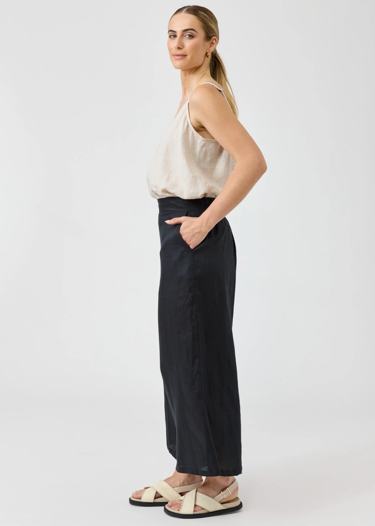 Studio Crop Pant - Ebony  | Abbey Road Kaikoura