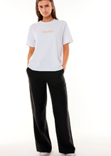 Load image into Gallery viewer, Huffer Classic Tee/ Charming/White|Abbey Road