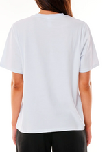 Load image into Gallery viewer, Huffer Classic Tee/ Charming/White|Abbey Road