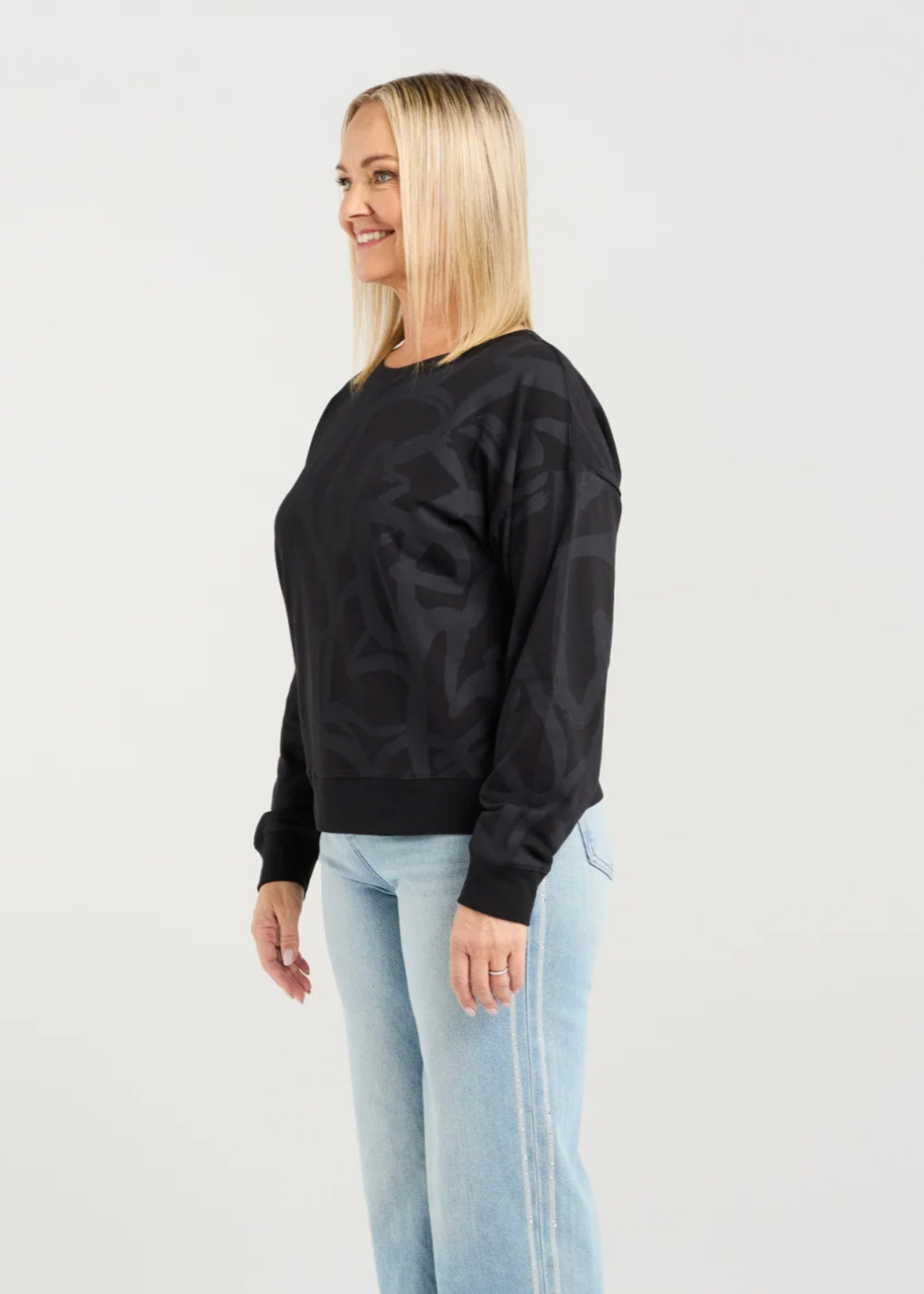 Verona Jumper - Black Hearts | Abbey Road Kaikoura
