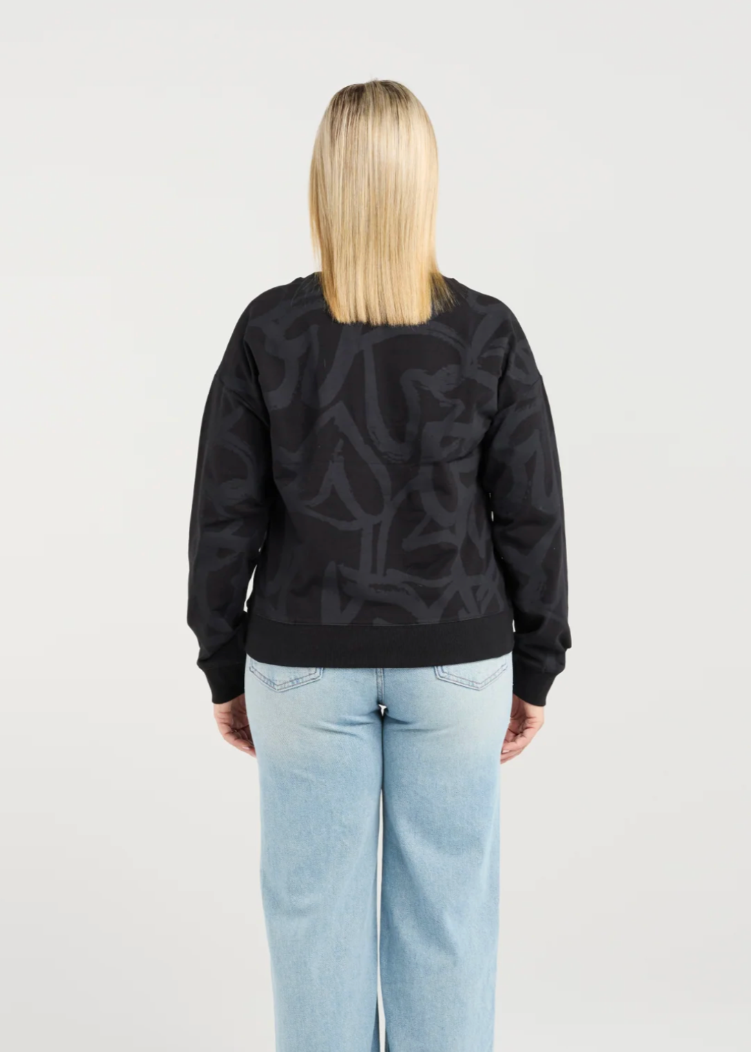Verona Jumper - Black Hearts | Abbey Road Kaikoura