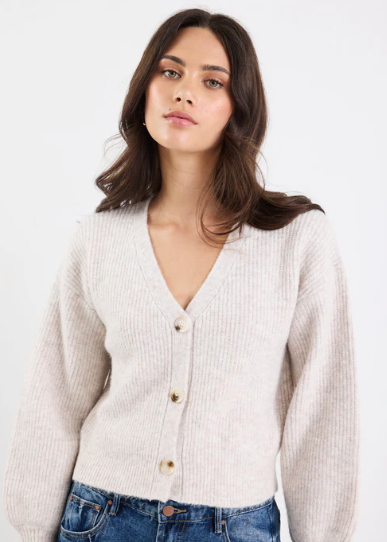 Wholesome Oat Chunky Knit Cardigan ERCU | Abbey Road Kaikoura