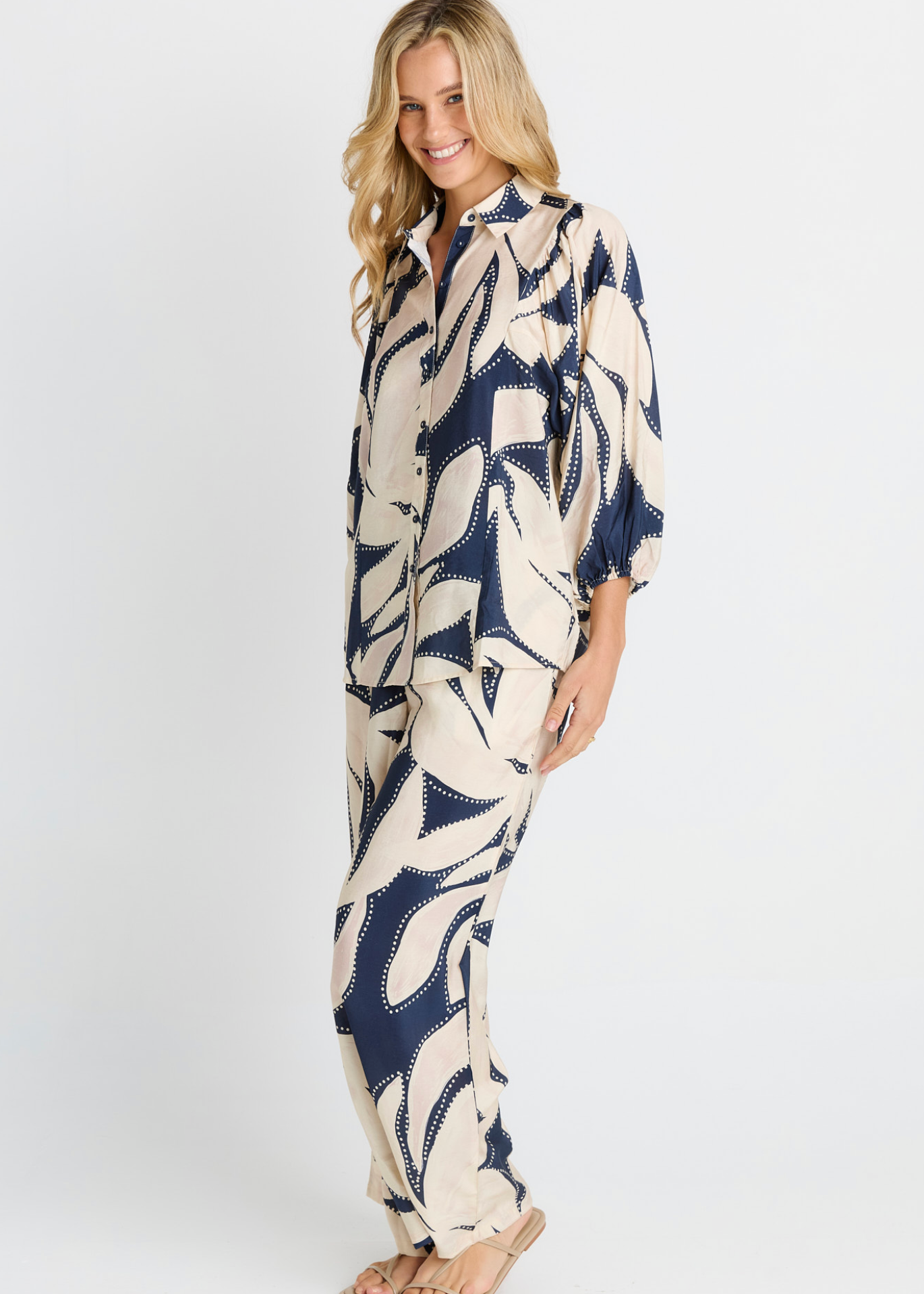 Zander Pant - Navy Floral | Abbey Road Kaikoura