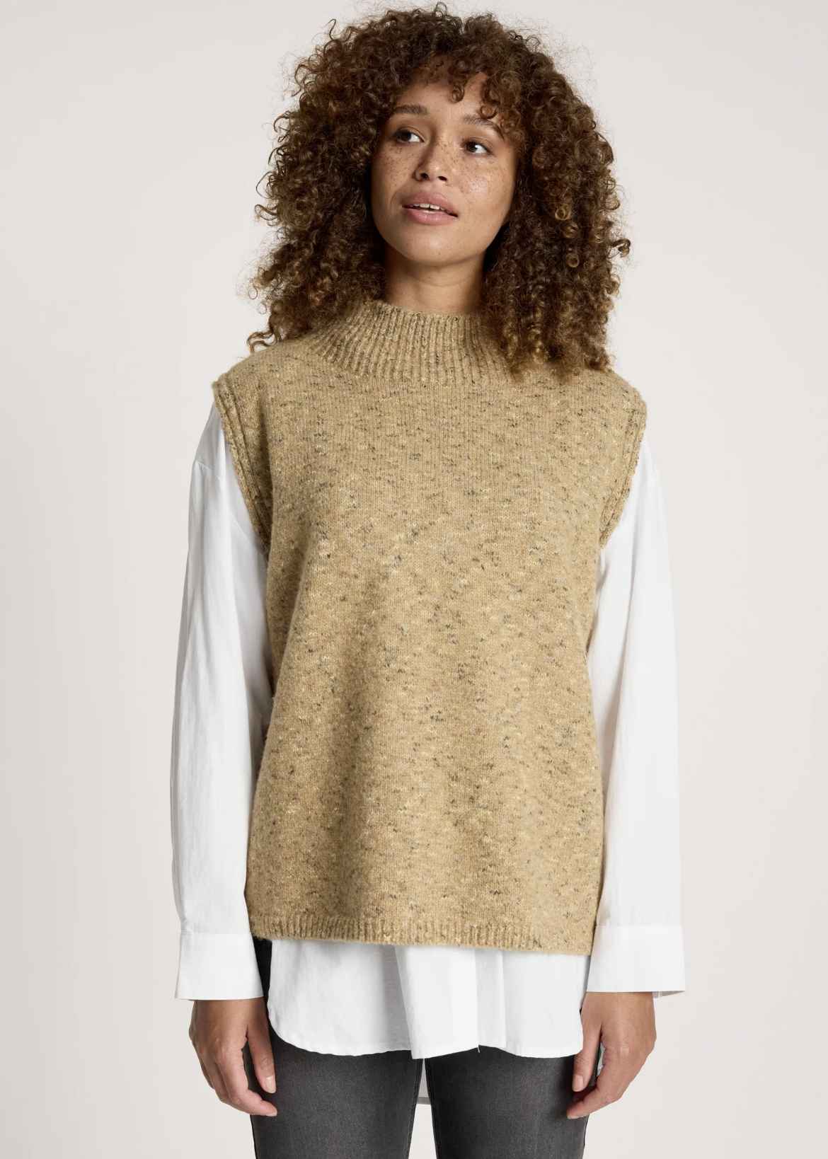 Zarda Knit Vest - Mocha | Abbey Road Kaikoura