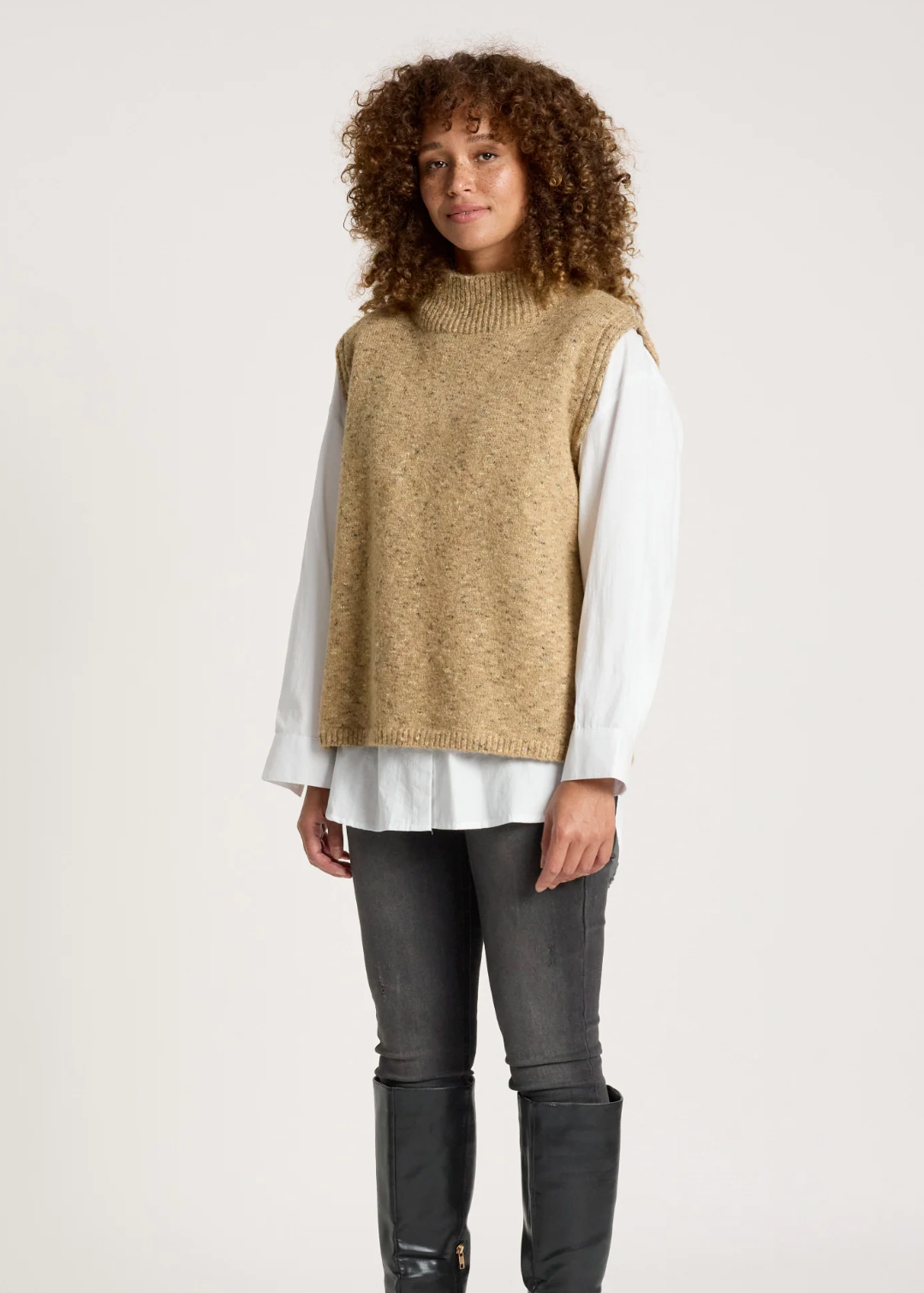 Zarda Knit Vest - Mocha | Abbey Road Kaikoura