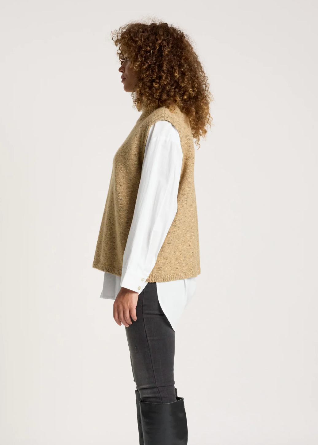 Zarda Knit Vest - Mocha | Abbey Road Kaikoura