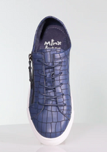 Load image into Gallery viewer, Minx Zip Band /Ink Croc Emboss|Abbey Road