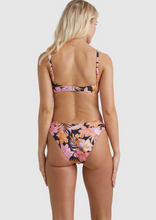Load image into Gallery viewer, BILLABONG Copacabana Bondi Pant  | Abbey Road Kaikoura