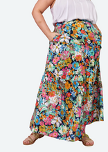Load image into Gallery viewer, EB &amp; IVE Esprit Maxi Skirt | Abbey Road Kaikoura