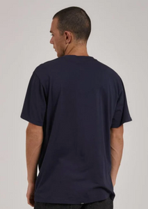 THRILLS Minimal Thrills Merch Fit Tee Navy | Abbey Road Kaikoura