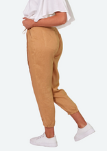 Load image into Gallery viewer, EB &amp; IVE La Vie Pintuck Pant | Abbey Road Kaikoura