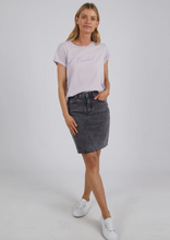 Load image into Gallery viewer, Foxwood Signature Tee Lilac | Abbey Road Kaikoura