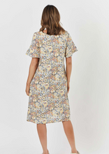 Load image into Gallery viewer, NATURALS BY O&amp;J Dress Tapestry | Abbey Road Kaikoura