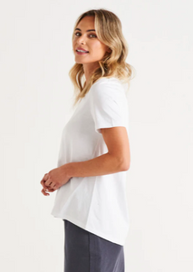 BETTY BASICS Luella Tee White | Abbey Road Kaikoura