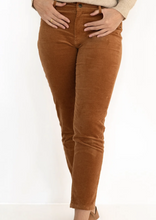Load image into Gallery viewer, Humidity Queen Cord Jean /Caramel|Abbey Road