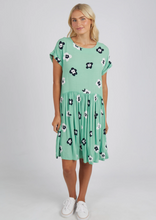 Load image into Gallery viewer, Elm Juno Floral Dress Green|Abbey Road