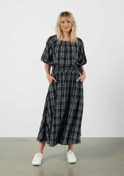 ET ALIA Cece Skirt Black Plaid | Abbey Road Kaikoura