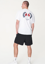 Load image into Gallery viewer, HUFFER Men&#39;s Sup Tee Classe White | Abbey Road Kaikoura