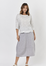 Load image into Gallery viewer, NATURALS BY O&amp;J Linen Top Seagull | Abbey Road Kaikoura