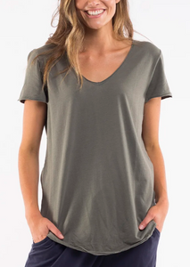 ELM Fundamental Vee Tee | Abbey Road Kaikoura