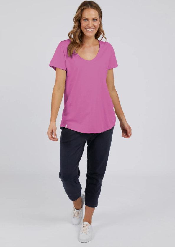 ELM Fundamental Vee Tee | Abbey Road Kaikoura